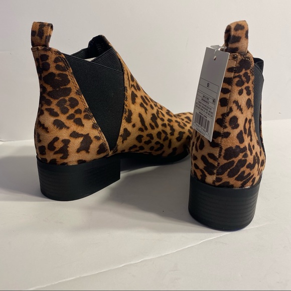 NWT Womens Cheetah Print Boots Booties Shoes Brown - Picture 7 of 7